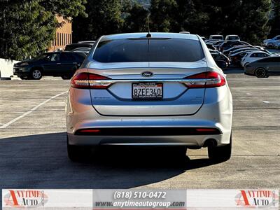 2017 Ford Fusion SE   - Photo 5 - Sherman Oaks, CA 91403-1701