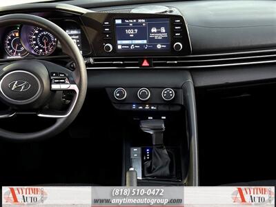 2022 Hyundai ELANTRA SE   - Photo 12 - Sherman Oaks, CA 91403-1701