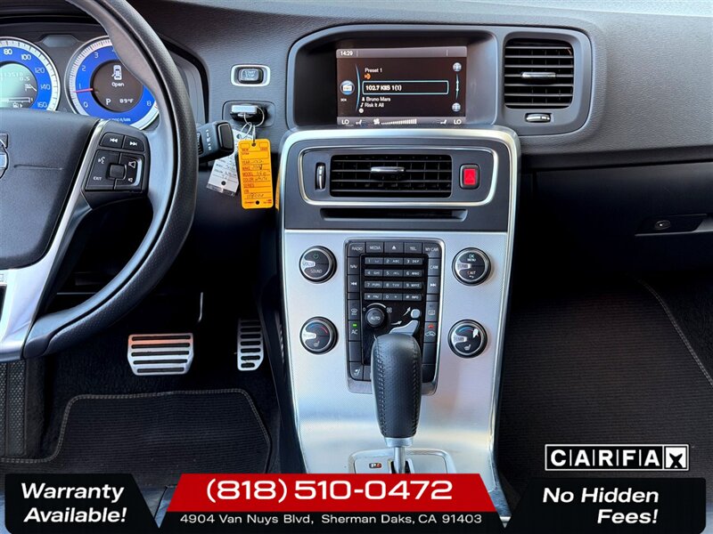 2012 Volvo S60 T6 R-Design - Photo 12 - Sherman Oaks, CA 91403-1701