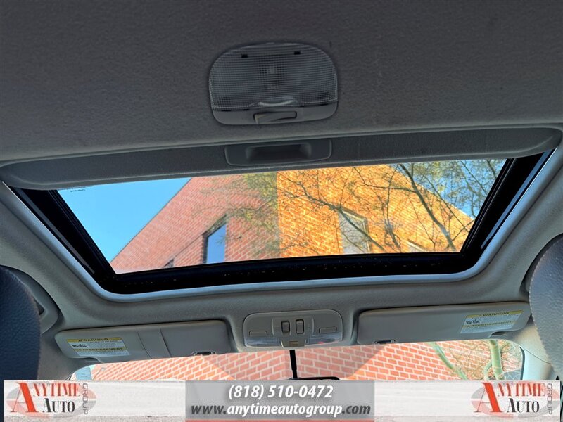 2014 Subaru XV Crosstrek 2.0i Hybrid Touring - Photo 22 - Sherman Oaks, CA 91403-1701