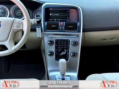 2012 Volvo XC60 3.2   - Photo 11 - Sherman Oaks, CA 91403-1701
