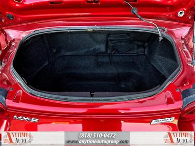 2016 Mazda MX-5 Miata Club   - Photo 26 - Sherman Oaks, CA 91403-1701
