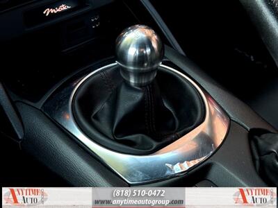 2016 Mazda MX-5 Miata Club   - Photo 23 - Sherman Oaks, CA 91403-1701