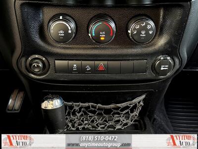2014 Jeep Wrangler Unlimited Sport   - Photo 18 - Sherman Oaks, CA 91403-1701