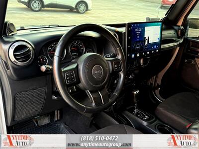 2014 Jeep Wrangler Unlimited Sport   - Photo 14 - Sherman Oaks, CA 91403-1701