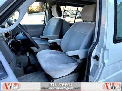 2003 Volkswagen EuroVan MV   - Photo 15 - Sherman Oaks, CA 91403-1701