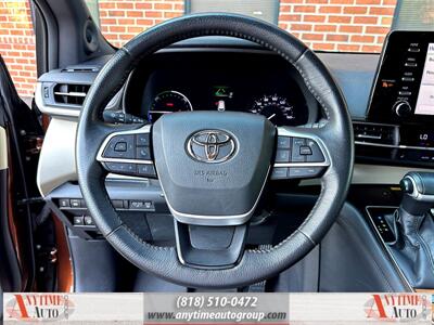 2021 Toyota Sienna XLE 8-Passenger   - Photo 25 - Sherman Oaks, CA 91403-1701