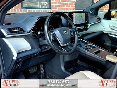2021 Toyota Sienna XLE 8-Passenger   - Photo 13 - Sherman Oaks, CA 91403-1701