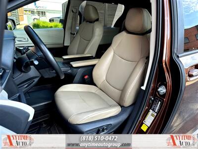 2021 Toyota Sienna XLE 8-Passenger   - Photo 14 - Sherman Oaks, CA 91403-1701