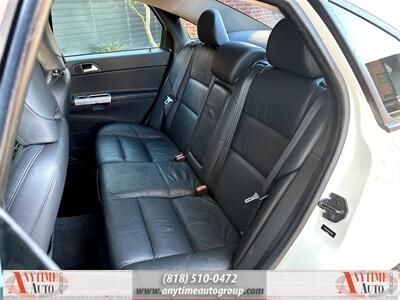 2011 Volvo S40 T5   - Photo 22 - Sherman Oaks, CA 91403-1701