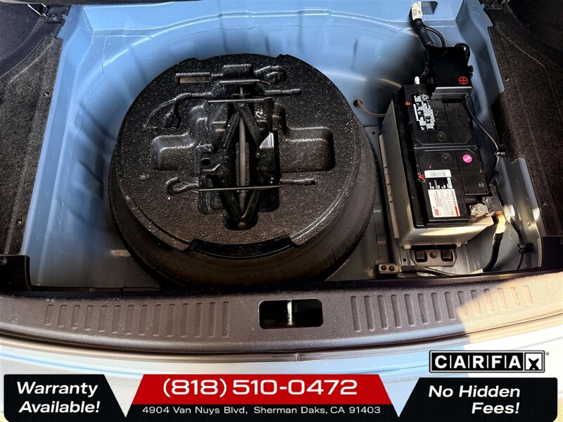 2009 Hyundai Genesis 3.8L V6   - Photo 24 - Sherman Oaks, CA 91403-1701