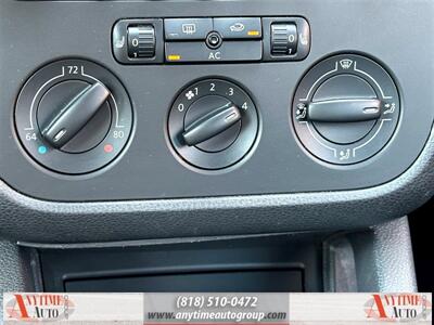 2009 Volkswagen GTI Base PZEV   - Photo 13 - Sherman Oaks, CA 91403-1701