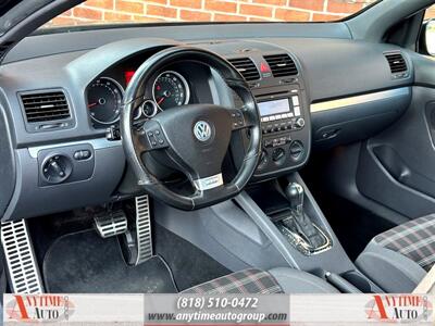 2009 Volkswagen GTI Base PZEV   - Photo 10 - Sherman Oaks, CA 91403-1701