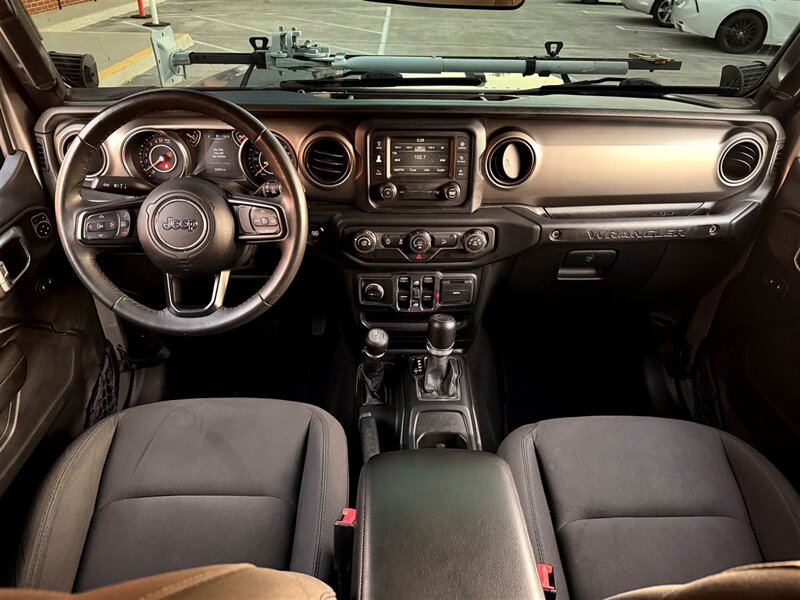 2019 Jeep Wrangler Unlimited Sport S   - Photo 10 - Sherman Oaks, CA 91403-1701