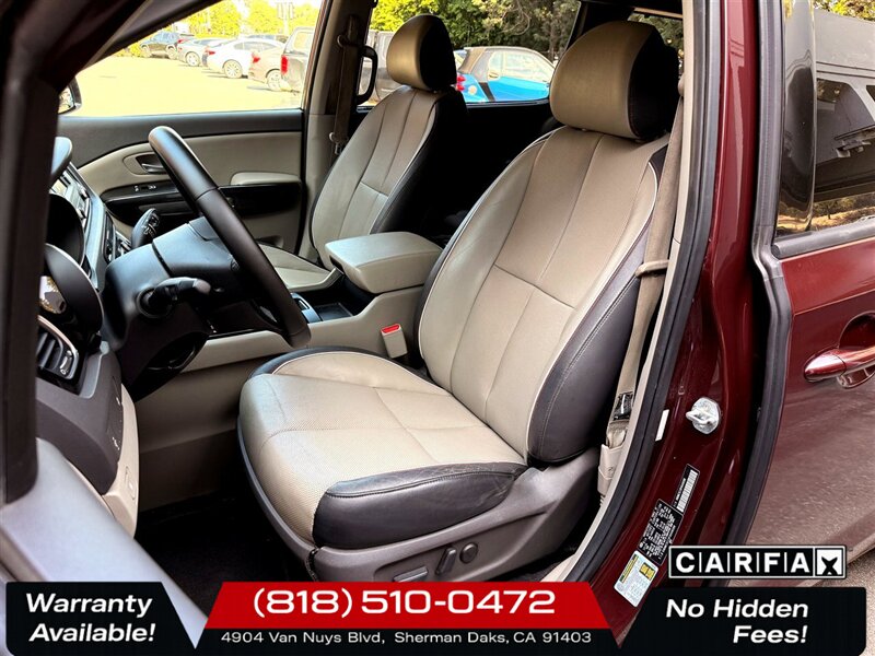 2015 Kia Sedona EX   - Photo 13 - Sherman Oaks, CA 91403-1701