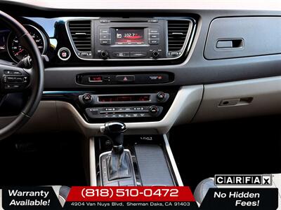 2015 Kia Sedona EX   - Photo 11 - Sherman Oaks, CA 91403-1701