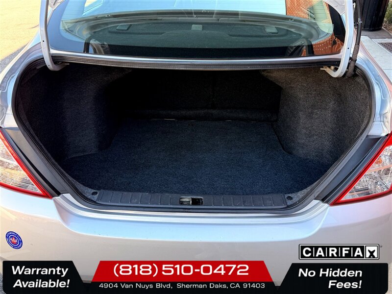 2018 Nissan Versa 1.6 SV - Photo 19 - Sherman Oaks, CA 91403-1701