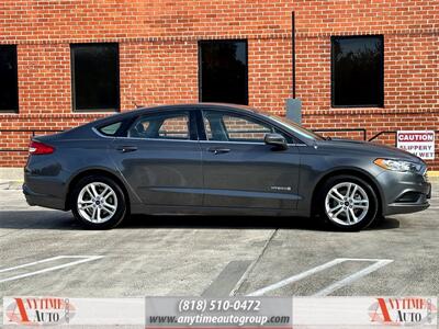 2018 Ford Fusion Hybrid SE   - Photo 9 - Sherman Oaks, CA 91403-1701