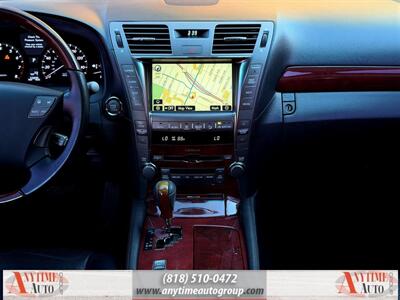 2009 Lexus LS 460   - Photo 12 - Sherman Oaks, CA 91403-1701