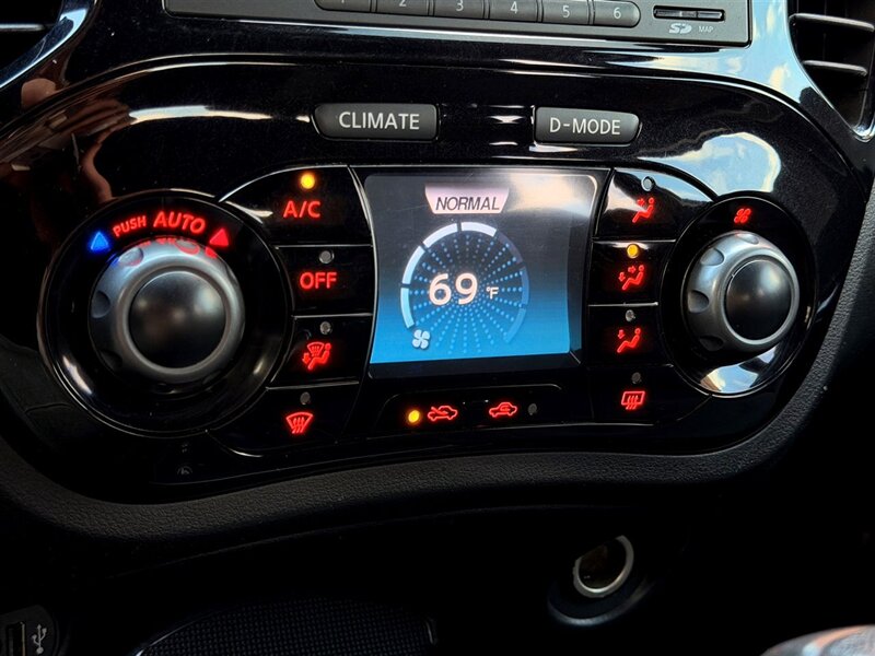 2013 Nissan JUKE NISMO   - Photo 18 - Sherman Oaks, CA 91403-1701