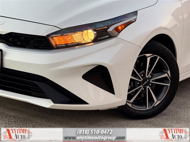 2023 Kia Forte LXS   - Photo 31 - Sherman Oaks, CA 91403-1701