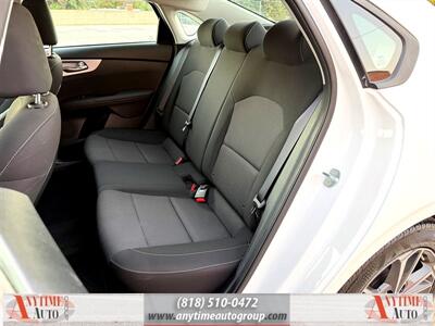 2023 Kia Forte LXS   - Photo 26 - Sherman Oaks, CA 91403-1701