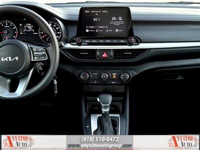 2023 Kia Forte LXS   - Photo 12 - Sherman Oaks, CA 91403-1701