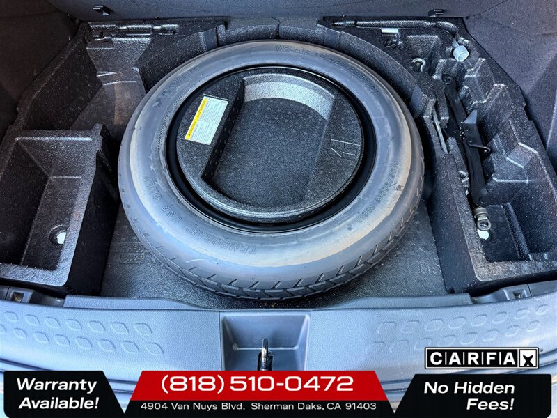 2021 Toyota C-HR Limited   - Photo 25 - Sherman Oaks, CA 91403-1701