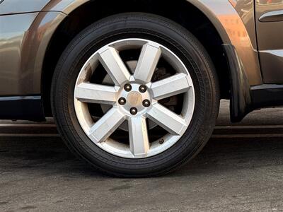 2008 Subaru Outback 2.5i - Photo 24 - Sherman Oaks, CA 91403-1701