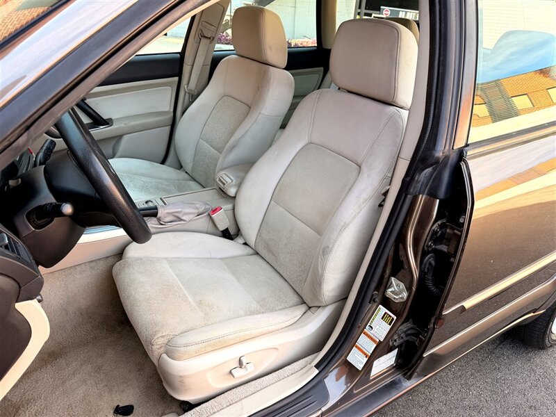 2008 Subaru Outback 2.5i - Photo 14 - Sherman Oaks, CA 91403-1701