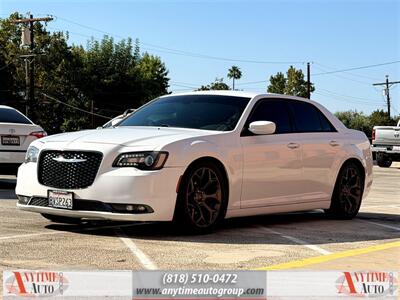 2018 Chrysler 300 Series S   - Photo 3 - Sherman Oaks, CA 91403-1701