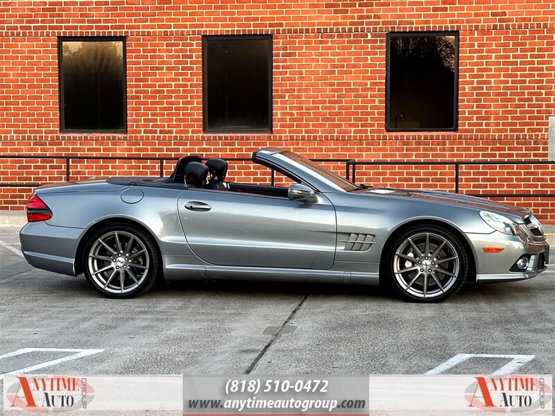 2011 Mercedes-Benz SL-Class SL550 photo 8