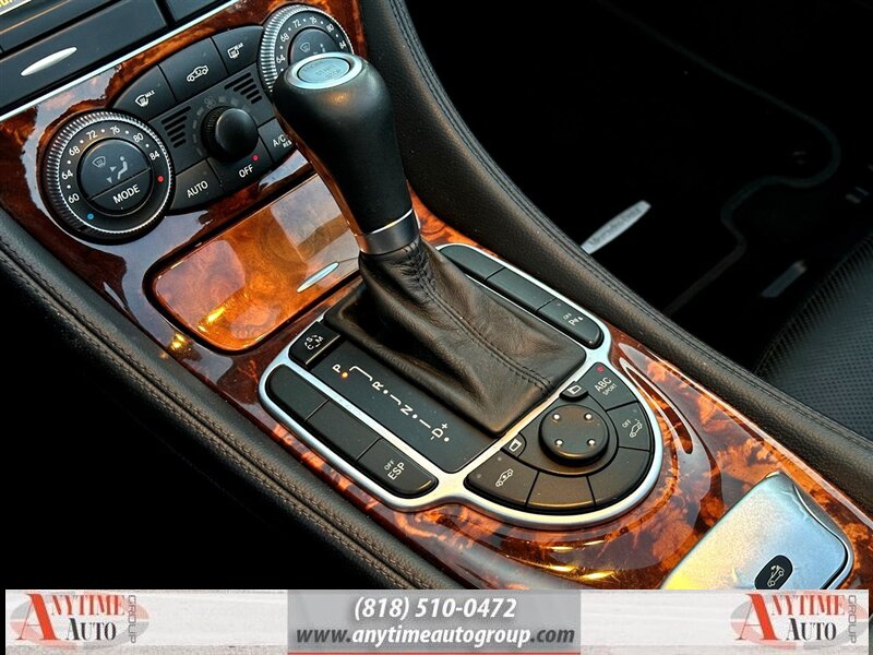 2011 Mercedes-Benz SL-Class SL550 photo 20