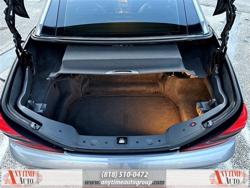 2011 Mercedes-Benz SL-Class SL550 photo 28