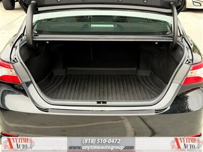 2020 Toyota Camry SE   - Photo 26 - Sherman Oaks, CA 91403-1701
