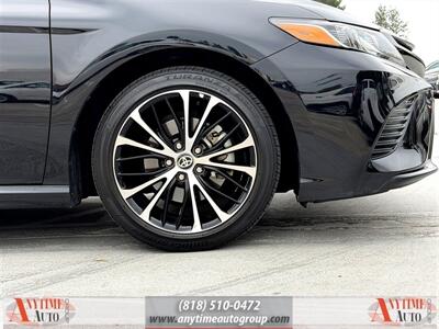 2020 Toyota Camry SE   - Photo 28 - Sherman Oaks, CA 91403-1701
