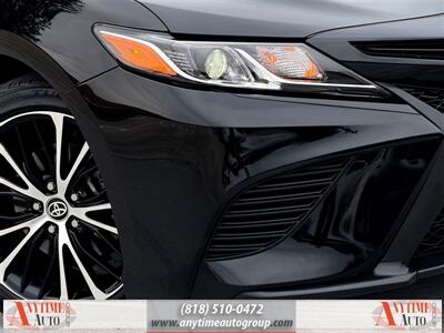 2020 Toyota Camry SE   - Photo 30 - Sherman Oaks, CA 91403-1701