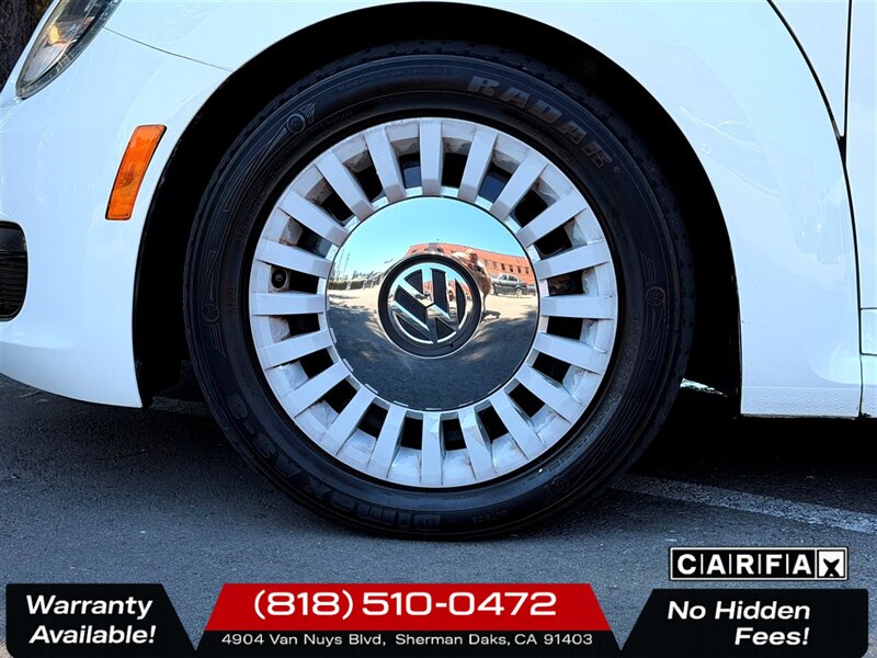 2013 Volkswagen Beetle Convertible 2.5L PZEV - Photo 24 - Sherman Oaks, CA 91403-1701