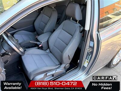 2013 Volkswagen Golf 2.5L PZEV - Photo 9 - Sherman Oaks, CA 91403-1701