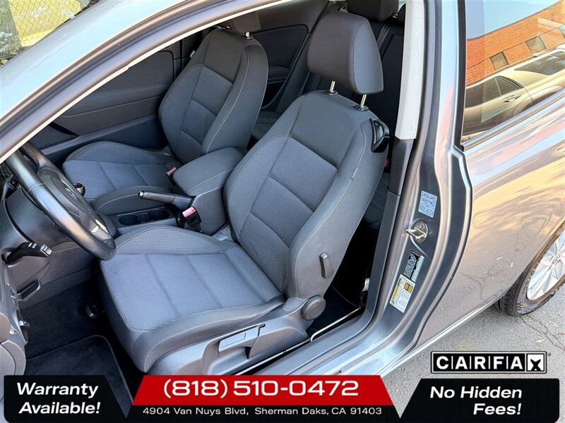 2013 Volkswagen Golf 2.5L PZEV - Photo 9 - Sherman Oaks, CA 91403-1701