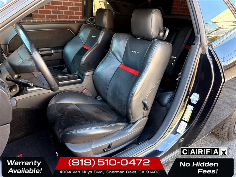 2010 Dodge Challenger SRT8   - Photo 10 - Sherman Oaks, CA 91403-1701
