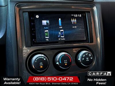 2010 Dodge Challenger SRT8   - Photo 14 - Sherman Oaks, CA 91403-1701
