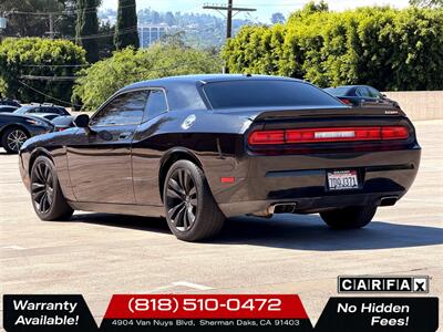 2010 Dodge Challenger SRT8   - Photo 5 - Sherman Oaks, CA 91403-1701