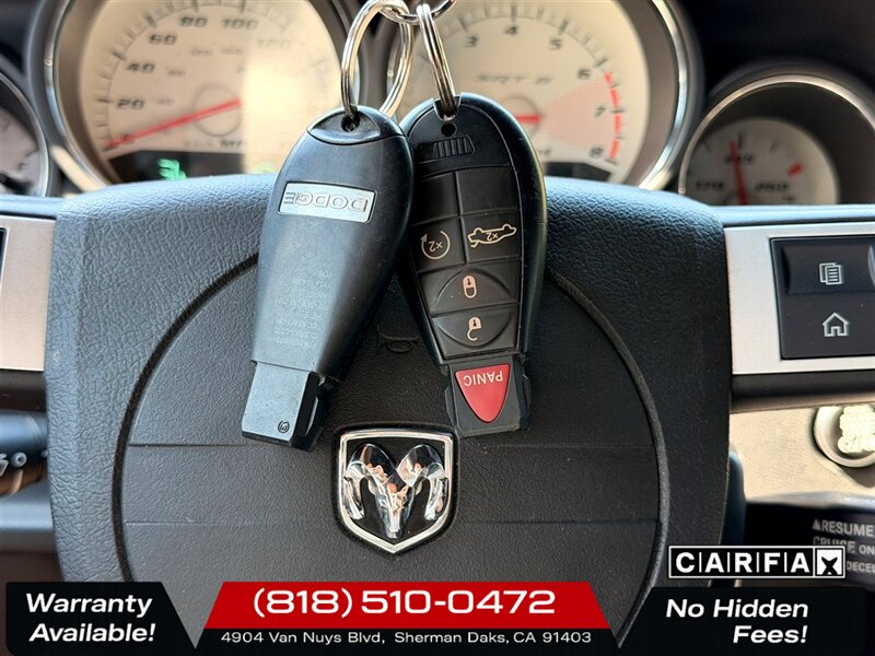2010 Dodge Challenger SRT8   - Photo 19 - Sherman Oaks, CA 91403-1701