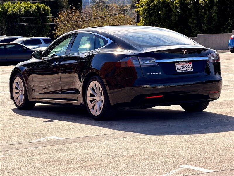 2017 Tesla Model S 75   - Photo 5 - Sherman Oaks, CA 91403-1701