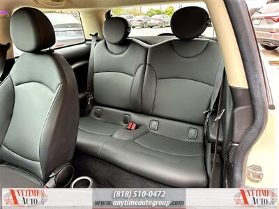 2011 MINI Cooper S   - Photo 12 - Sherman Oaks, CA 91403-1701