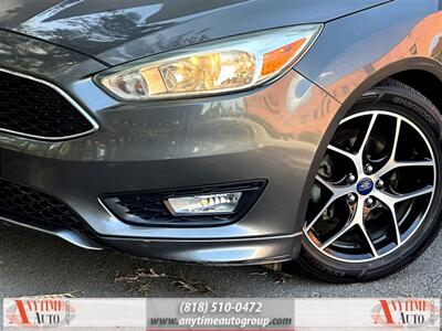 2016 Ford Focus SE   - Photo 27 - Sherman Oaks, CA 91403-1701