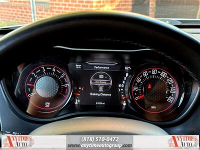 2020 Dodge Challenger SXT   - Photo 13 - Sherman Oaks, CA 91403-1701