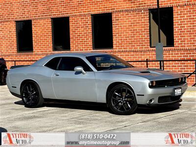 2020 Dodge Challenger SXT   - Photo 1 - Sherman Oaks, CA 91403-1701