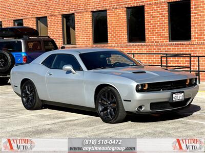 2020 Dodge Challenger SXT   - Photo 9 - Sherman Oaks, CA 91403-1701